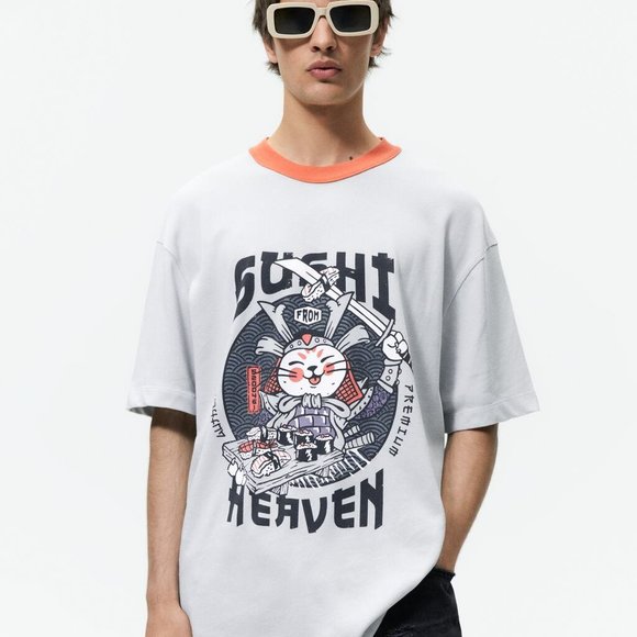 ZARA Men's SUSHI Print Knit Tee MEDIUM Samurai CAT T-SHIRT Grey Sword Cotton - Picture 6 of 8